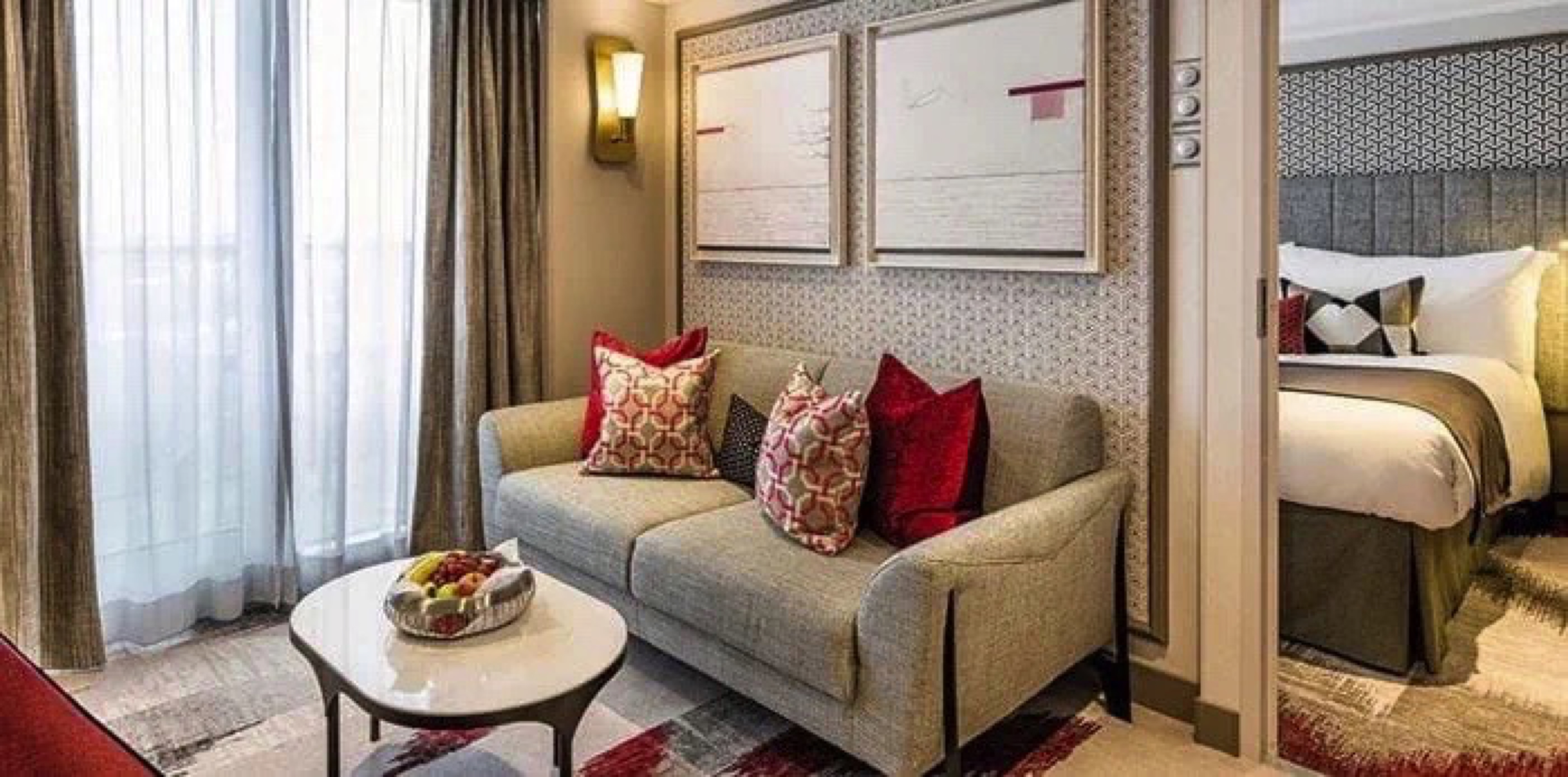 Mid Ship Suite with Balcony